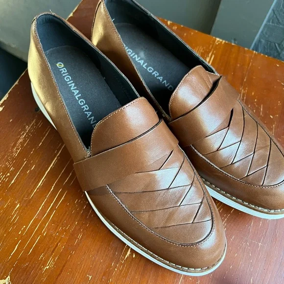 Cole Haan Brown Leather Loafers with Woven Detail Cole Haan Bragano Italy Brown Woven Leather Loafers Slip-On  main image 2